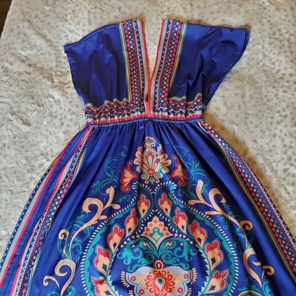 Boutique dress - Picture 2 of 3